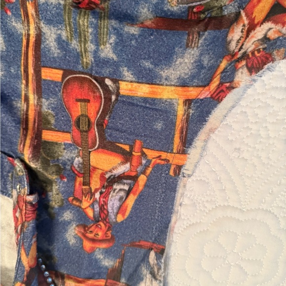 A Rare Bird! Women's Western Print Sleeveless Vest - Blue - Picture 4 of 9